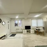 Modern In Heart Of Old Town * 塞拉耶佛