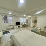 公寓 Modern In Heart Of Old Town