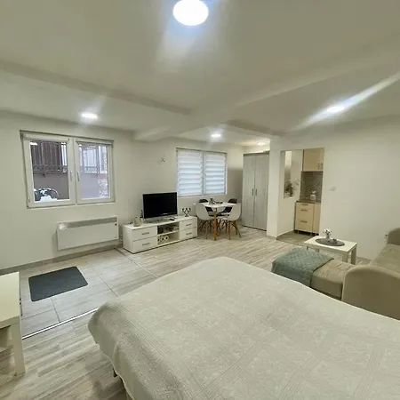 Apartment Modern In Heart Of Old Town