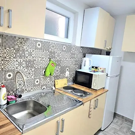 Modern In Heart Of Old Town